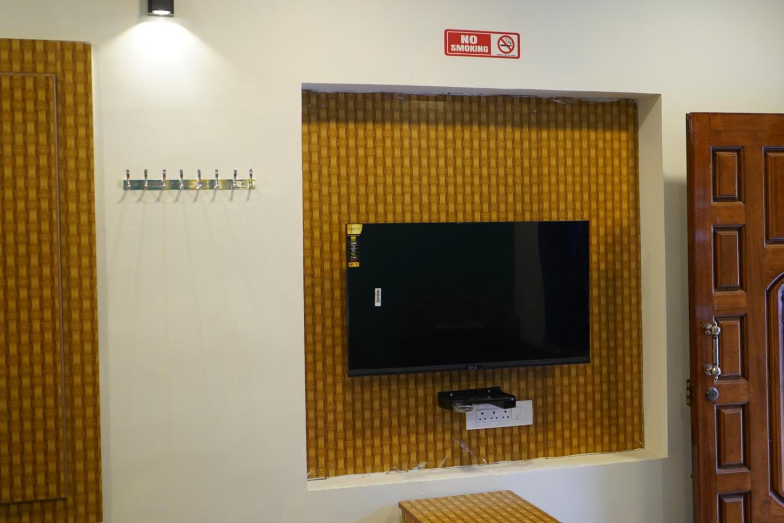 Aishwaryam Home Stay Maduráj Kültér fotó